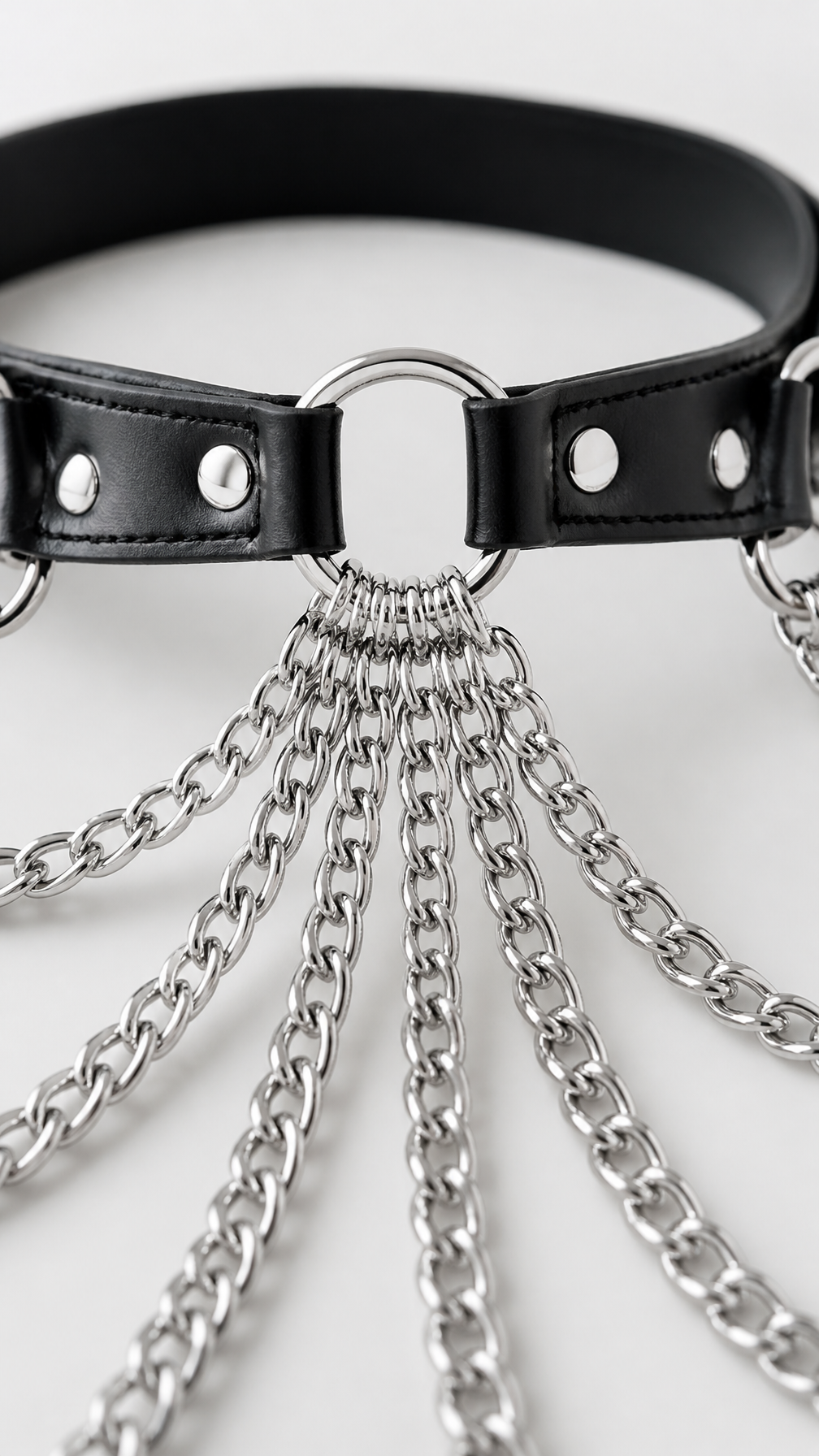 Harness z warstwowymi łańcuszkami czarny Miraluxe