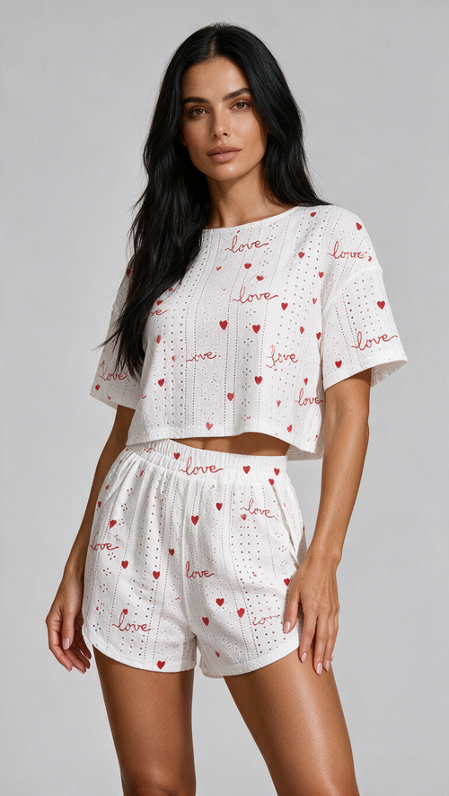 Piżama damska z krótkim rękawem i krótkimi spodniami biała w serca Miravella