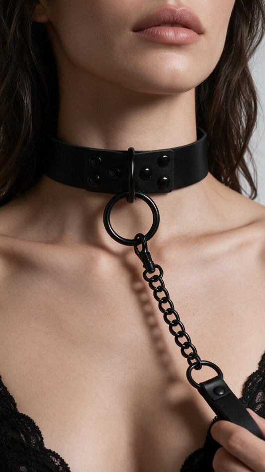 Choker z łańcuchem i smyczą Vitacino